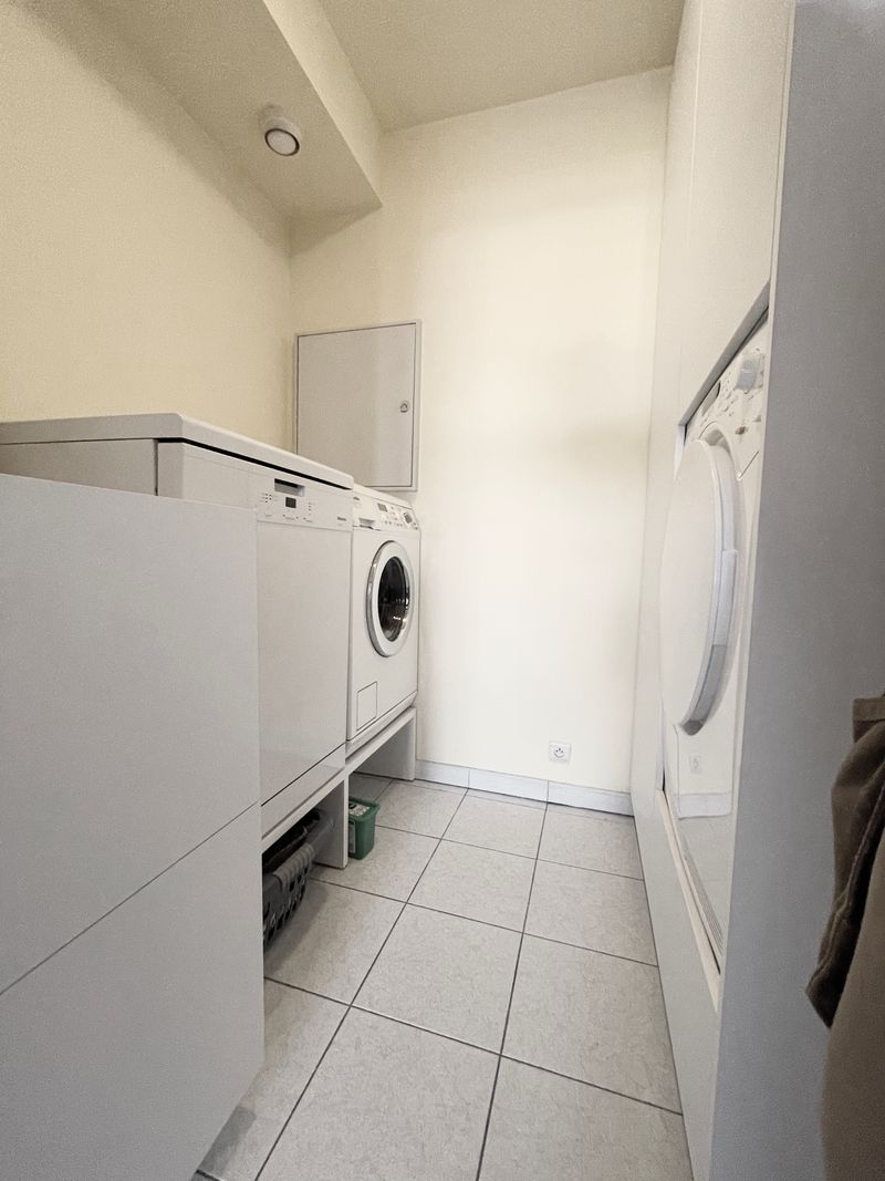 Ergonomische berging en wasplaats in Deinze (20-030)